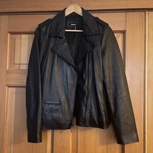 DKNY Genuine leather motorcycle jacket, women’s M